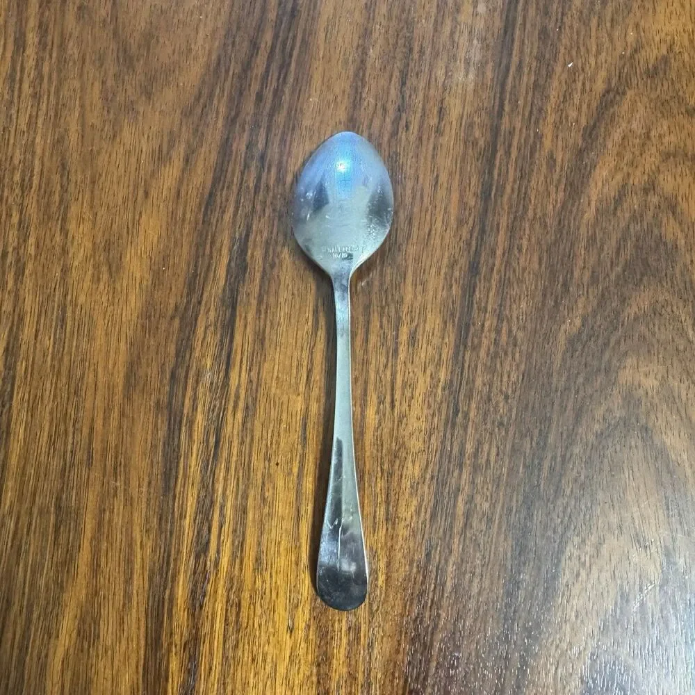 Wallace Silversmiths Baguette 18/10 Stainless Steel Oval Soup Spoon Preowned